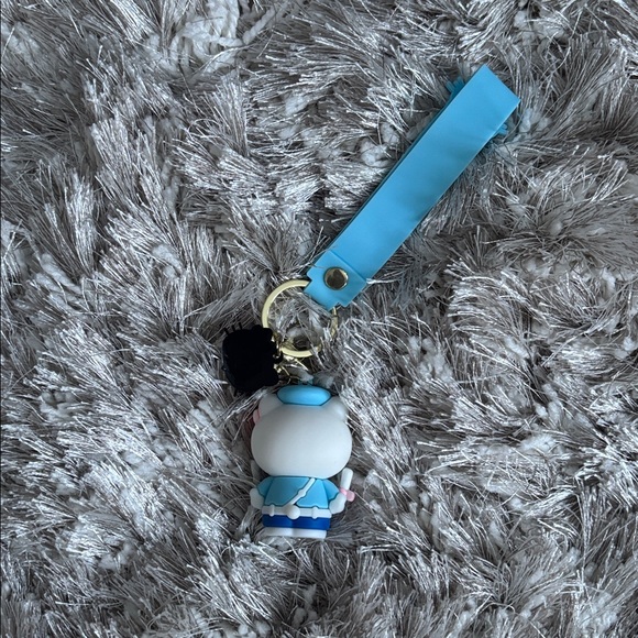 Hello Kitty Officer Keychain🩷 - Picture 2 of 5